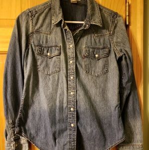 Levi's button down denim shirt